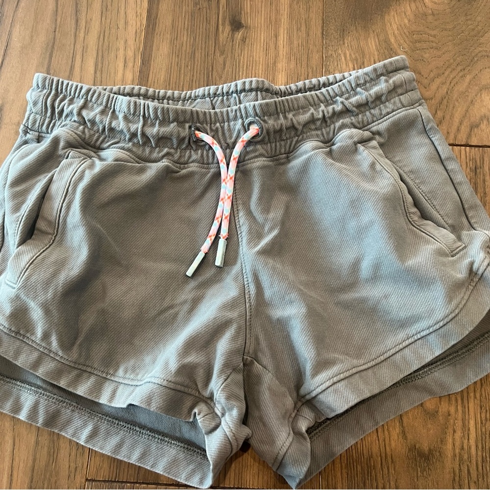 ATHLETA GIRL ALL PLAY FARALLON SHORT Metropolis Grey M 8/10